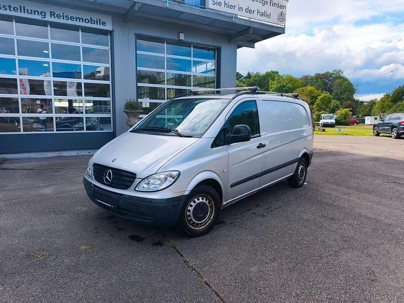 Silber Gebraucht 2008 Mercedes Vito Van / Kleinbus | 9.499 € (Guter Preis) - Bild 1/4