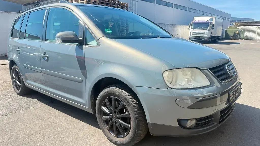 Gebraucht VW Touran Trendline 140 PS (102 kW) 2004 Grau Van / Kleinbus