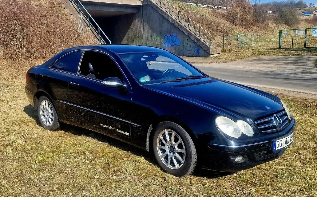 Gebraucht Mercedes CLK200 Avantgarde 163 PS (119 kW) 2005 Schwarz Coupé
