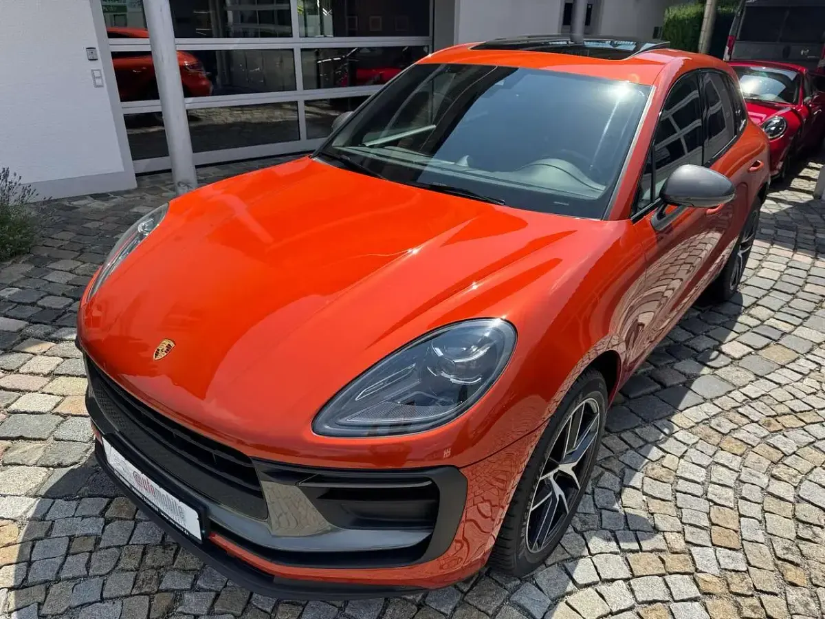 Gebraucht Porsche Macan 265 PS (194 kW) 2022 Papaya (m2y) SUV