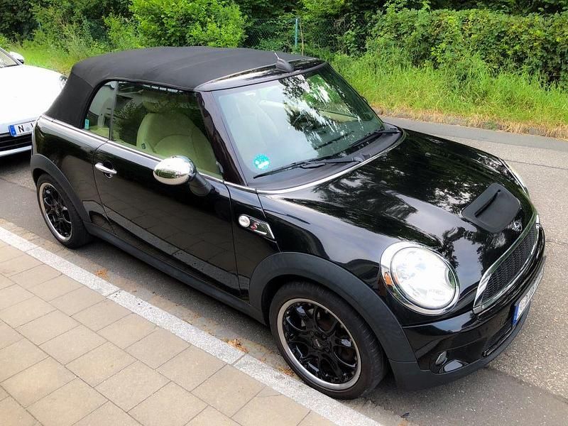 Gebraucht Mini Cooper S Cabriolet 184 PS (135 kW) 2010 Schwarz Cabrio
