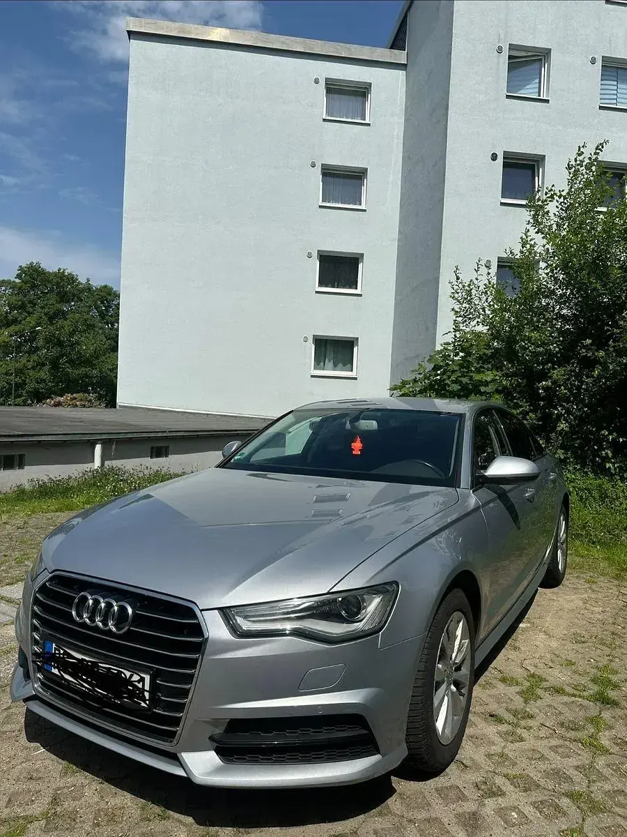 Gebraucht Audi A6 Ambiente 190 PS (139 kW) 2018 Silber Limousine