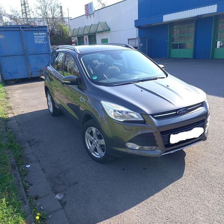Gebraucht Ford Kuga SYNC Edition 150 PS (110 kW) 2016 Grau SUV