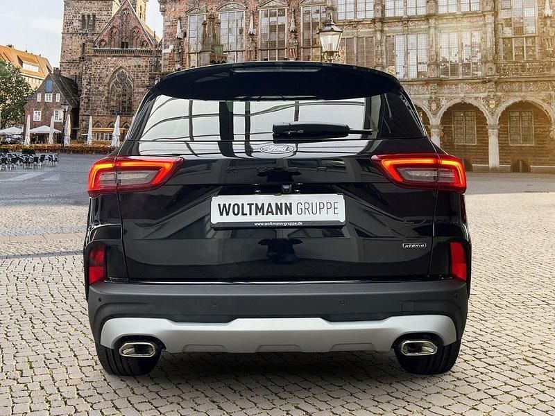 Neu Ford Kuga Active X 242 PS (177 kW) 2025 Schwarz SUV