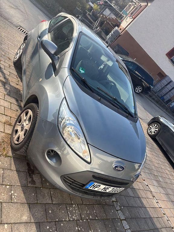 Gebraucht Ford Ka 69 PS (50 kW) 2015 Grau Kleinwagen
