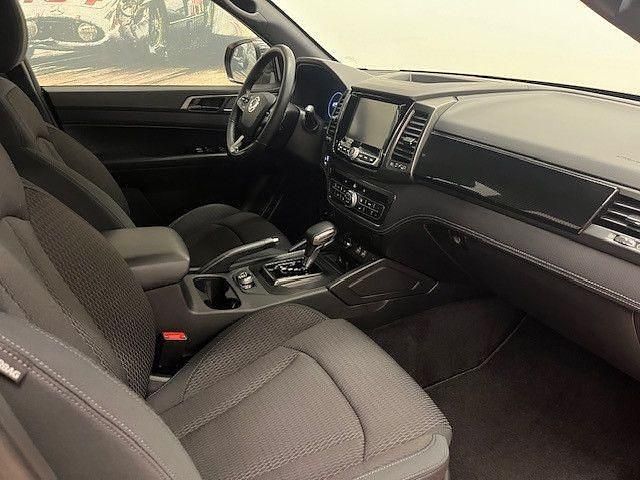 Gebraucht Ssangyong (KGM) Musso 203 PS (149 kW) 2022 Grau SUV