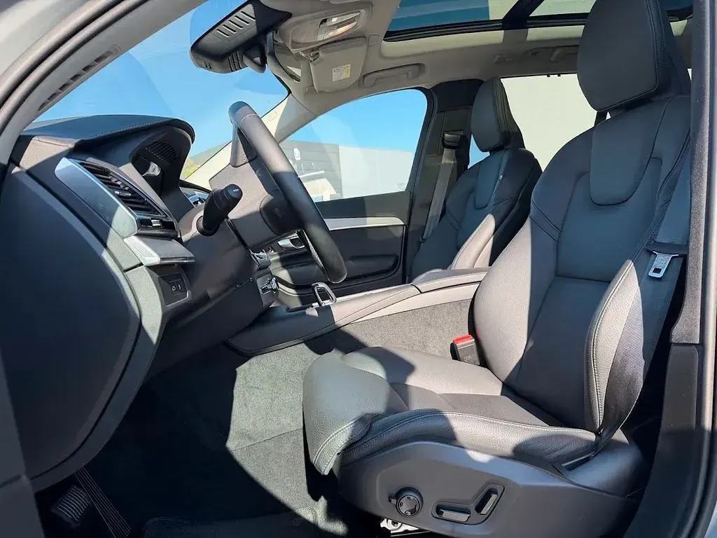 Gebraucht Volvo XC90 Plus 335 PS (246 kW) 2025 Grau SUV