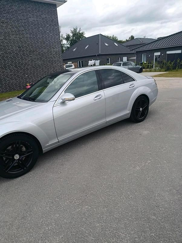 Gebraucht Mercedes S320 235 PS (172 kW) 2007 Silber Limousine