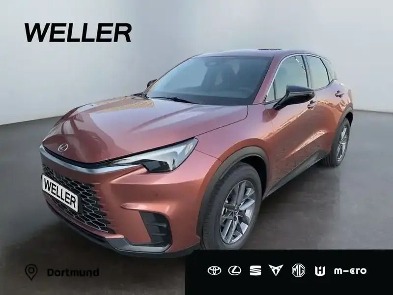Kupferrot Neu 2025 Lexus LBX SUV | 39.740 € (Etwas zu teuer) - Bild 1/3