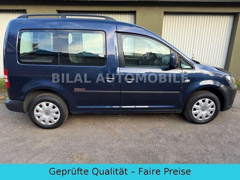 Gebraucht VW Caddy Trendline 86 PS (63 kW) 2012 Blau Van / Kleinbus