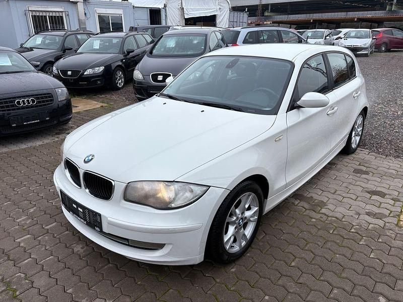 Weiß Gebraucht 2008 BMW 116 Advantage Kleinwagen | 3.950 € (Fairer Preis) - Bild 1/4