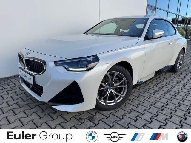 Weiss Gebraucht 2024 BMW 218 Performance Coupé | 36.990 € (Teuer) - Bild 1/4