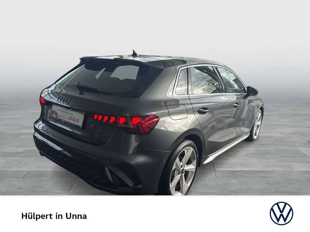 Gebraucht Audi A3 S-Line 150 PS (110 kW) 2025 Daytonagrau perleffekt Limousine
