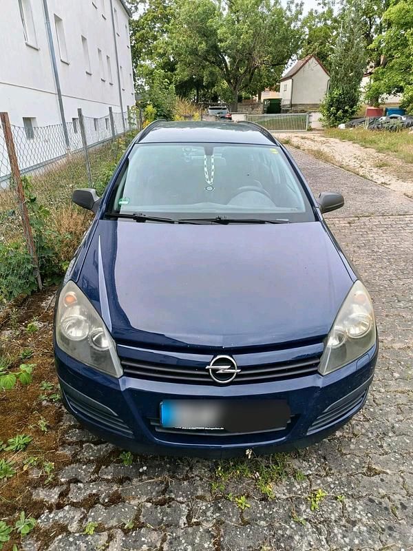 Blau Gebraucht 2004 Opel Astra Kombi | 2.000 € - Bild 1/4