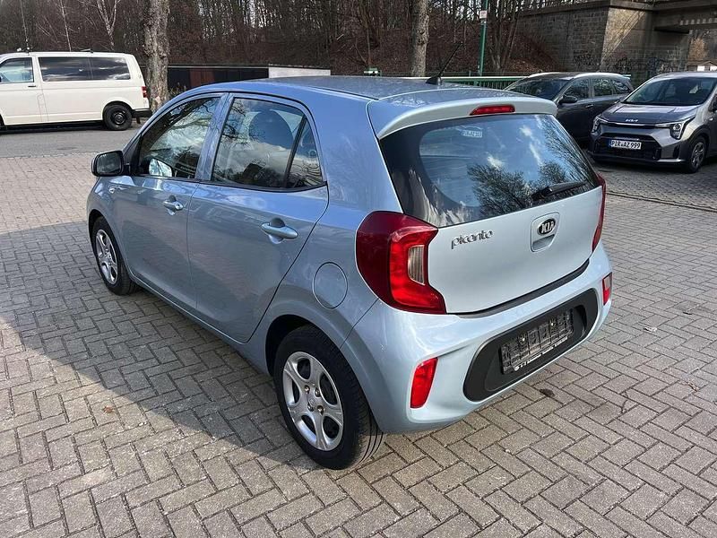 Gebraucht Kia Picanto Edition 7 67 PS (49 kW) 2018 (cu3) celestial blue met. Kleinwagen