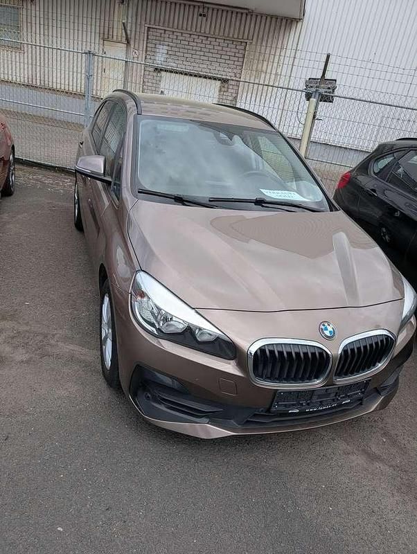 Gebraucht 2019 BMW 216 Active Tourer Van / Kleinbus | 15.000 € - Bild 1/4