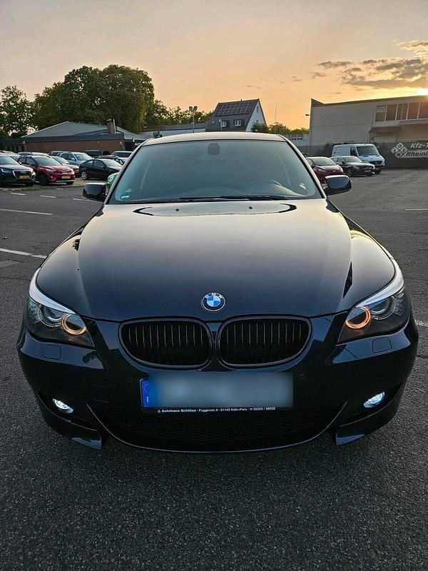 Blau Gebraucht 2007 BMW 520 M Sport Limousine | 9.000 € (Etwas zu teuer) - Bild 1/4