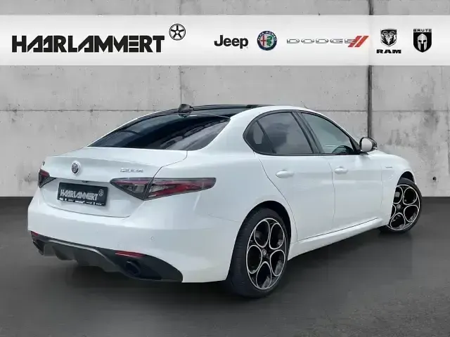 Gebraucht Alfa Romeo Giulia Veloce 280 PS (205 kW) 2024 Weiß Limousine