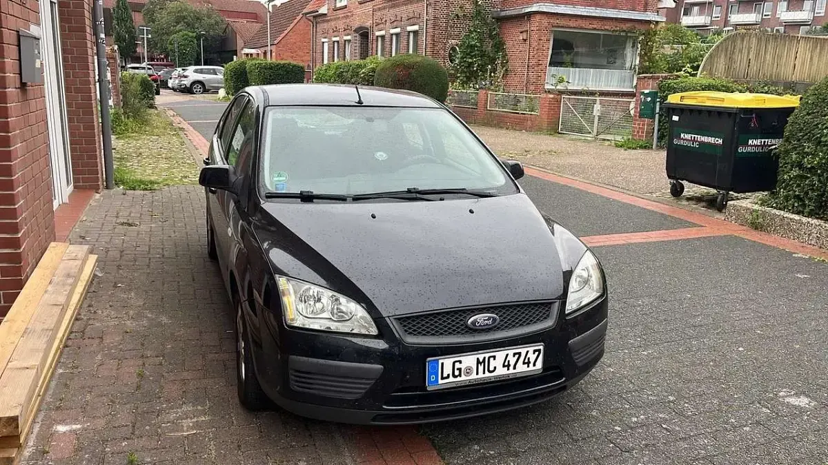 Gebraucht Ford Focus Ambiente 101 PS (74 kW) 2005 Limousine