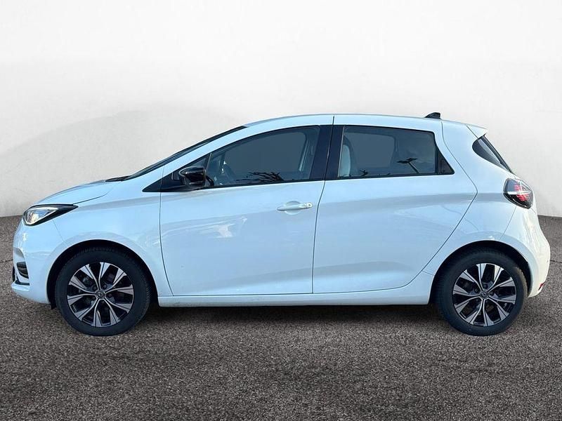 Gebraucht Renault Zoe 50 kW (69 PS) 2023 Gletscherweiss Kleinwagen