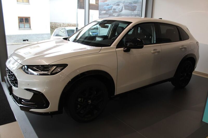 Platinum white pearl Neu 2025 Honda ZR-V Sport SUV | 40.990 € (Fairer Preis) - Bild 1/4