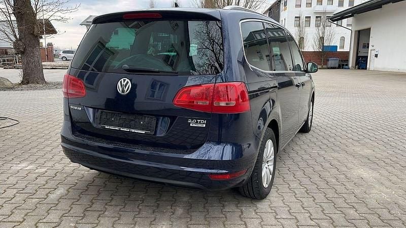 Gebraucht VW Sharan 140 PS (102 kW) 2015 Blau Van / Kleinbus
