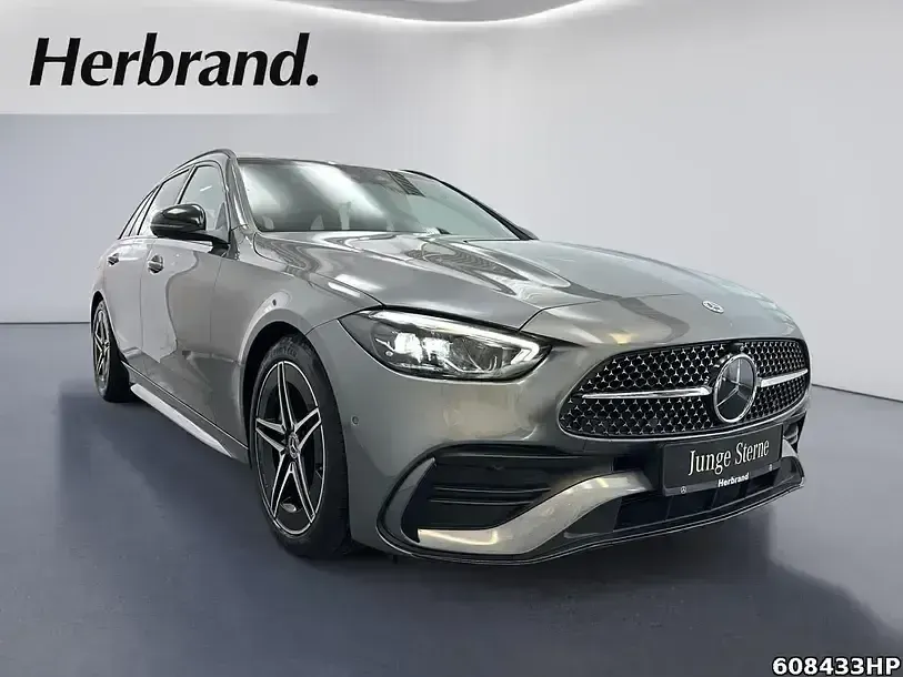 Gebraucht Mercedes C300 AMG 265 PS (194 kW) 2022 Metalliclack selenitgrau Kombi