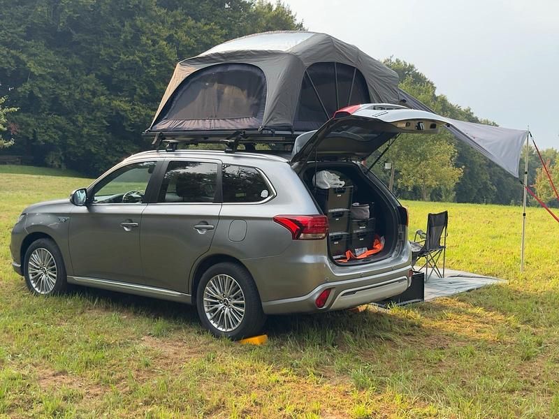 Gebraucht Mitsubishi Outlander P-HEV 2021 Grau Van / Kleinbus