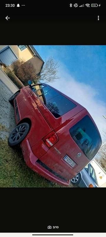 Gebraucht VW Multivan Edition 179 PS (131 kW) 2011 Rot Van / Kleinbus