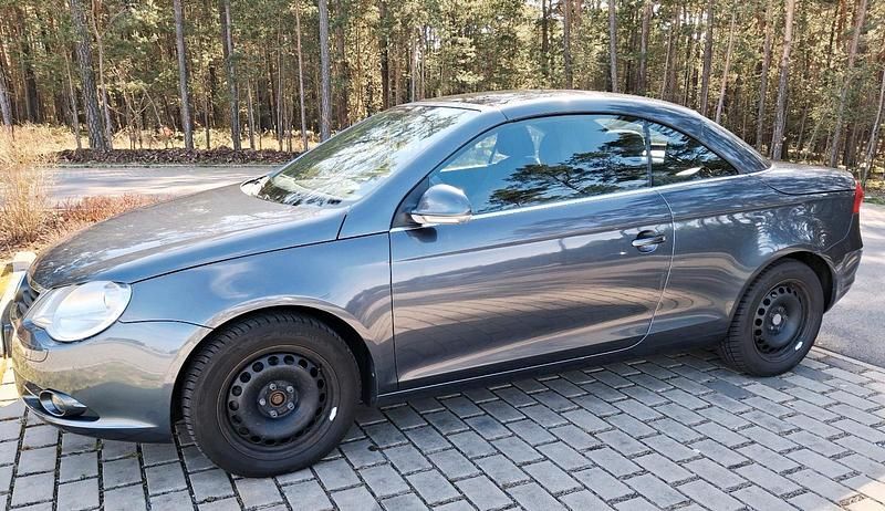 Gebraucht VW Eos 125 PS (91 kW) 2008 Grau Cabrio