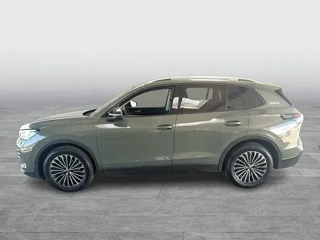 Gebraucht VW Tiguan Goal 131 PS (96 kW) 2025 Grün SUV