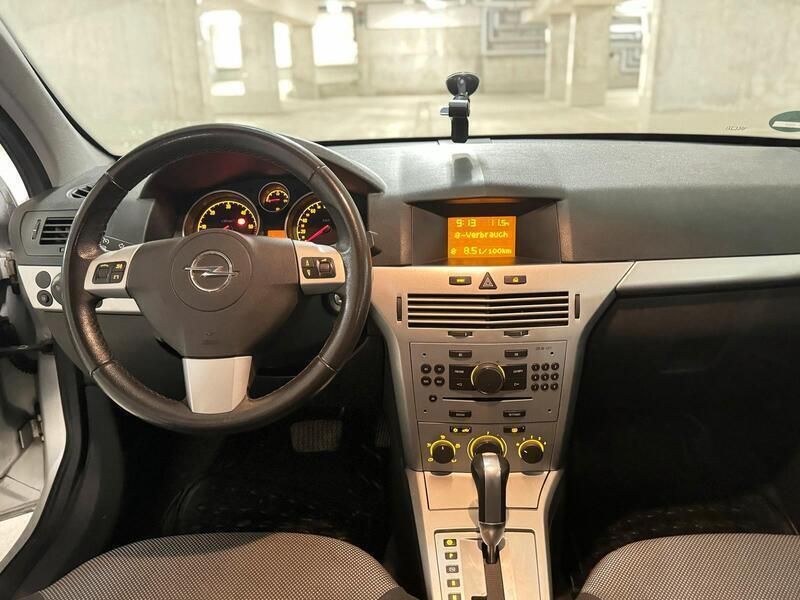 Silber Gebraucht 2009 Opel Astra Kombi | 2.500 € (Fairer Preis) - Bild 1/4