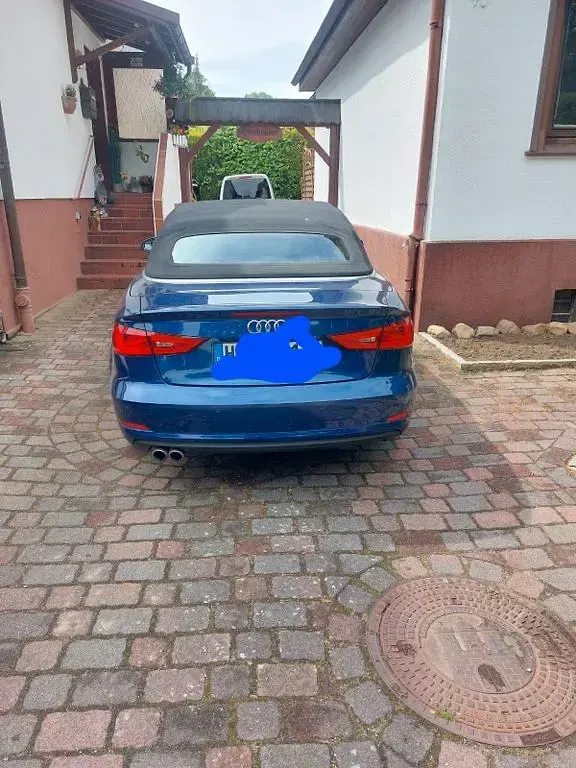 Gebraucht Audi Cabriolet Ambiente 150 PS (110 kW) 2014 Blau Cabrio