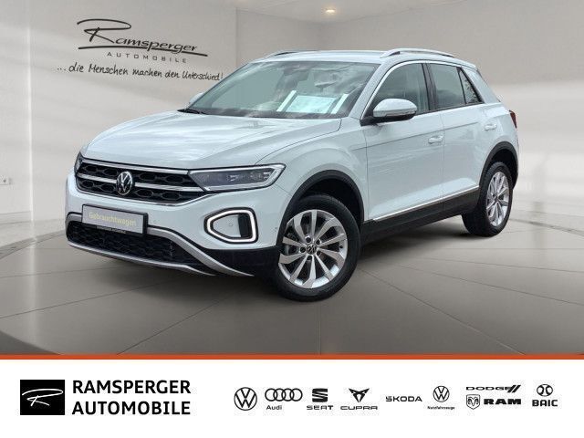 Weiß (pure white) Gebraucht 2024 VW T-Roc Style SUV | 27.490 € (Superpreis) - Bild 1/4