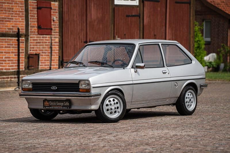 Gebraucht Ford Fiesta RS 40 PS (29 kW) 1977 Silber Kleinwagen