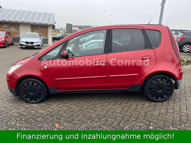 Gebraucht Mitsubishi Colt Motion 95 PS (69 kW) 2008 Rot Limousine