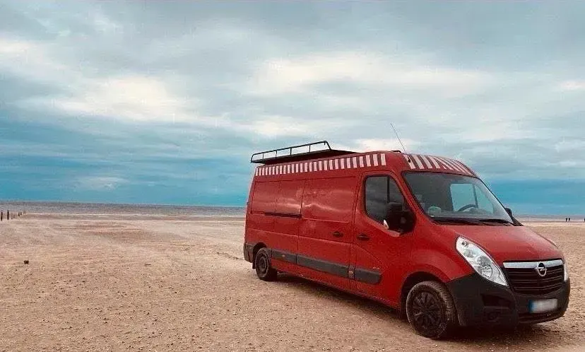 Gebraucht Opel Movano 125 PS (91 kW) 2010 Rot Van / Kleinbus
