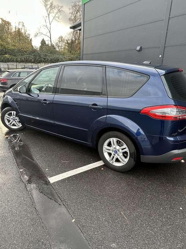 Gebraucht Ford S-MAX Titanium S 163 PS (119 kW) 2011 Van / Kleinbus