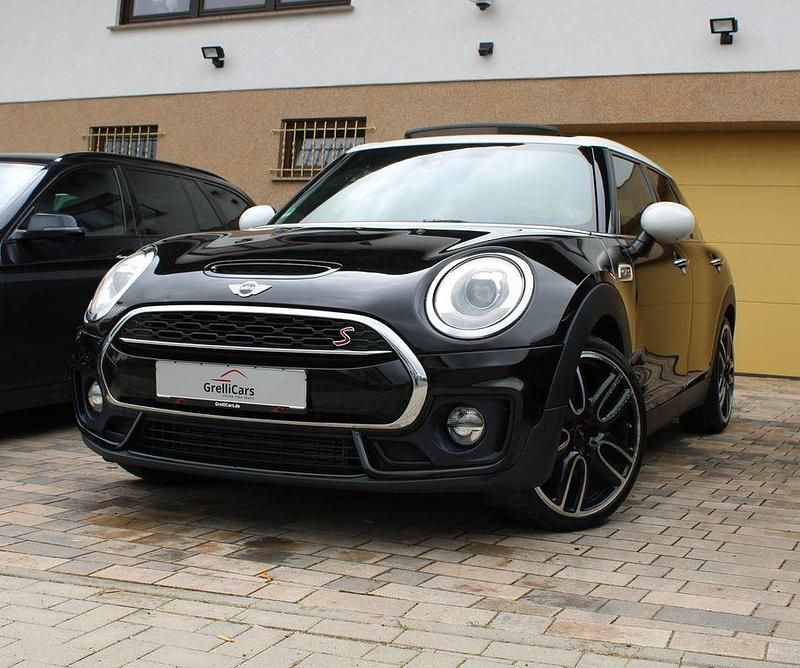Midnight black Gebraucht 2017 Mini John Cooper Works Clubman Kombi | 13.999 € (Fairer Preis) - Bild 1/4