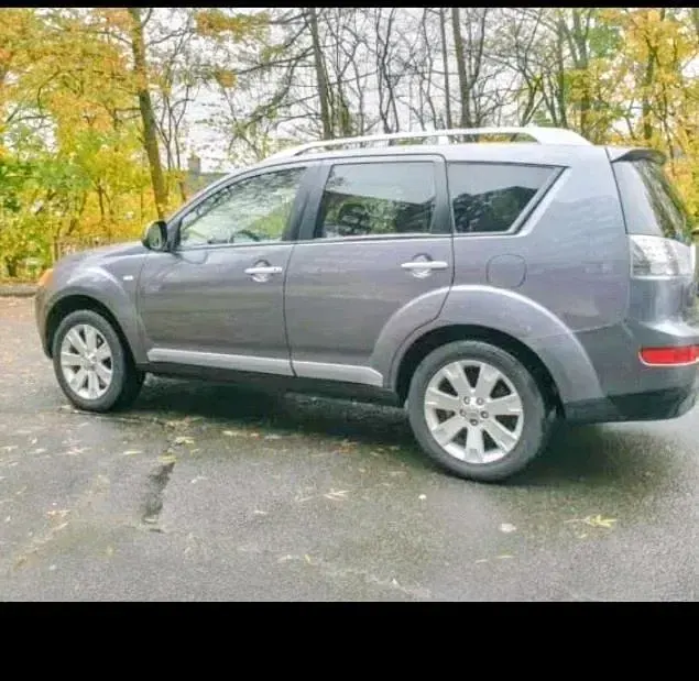 Gebraucht Mitsubishi Outlander 170 PS (125 kW) 2009 Grau SUV