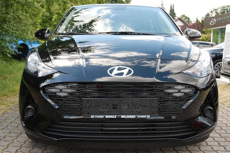 Neu Hyundai i10 Trend 79 PS (58 kW) 2025 Schwarz Kleinwagen