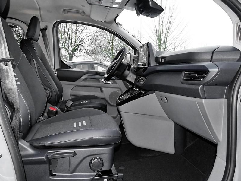 Neu Ford Tourneo Active 170 PS (125 kW) 2025 Grau Van / Kleinbus