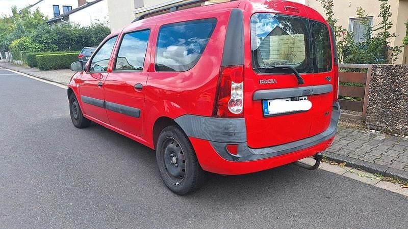 Rot Gebraucht 2008 Dacia Logan Limousine | 1.700 € - Bild 1/4