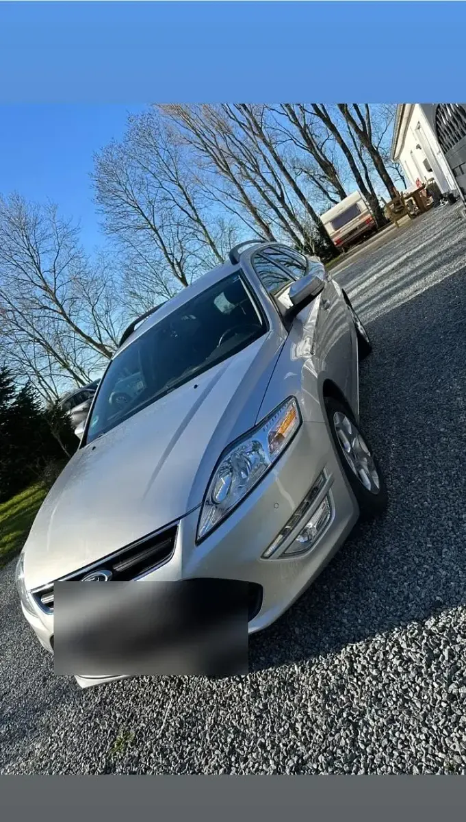 Gebraucht Ford Mondeo 116 PS (85 kW) 2011 Grau Kombi