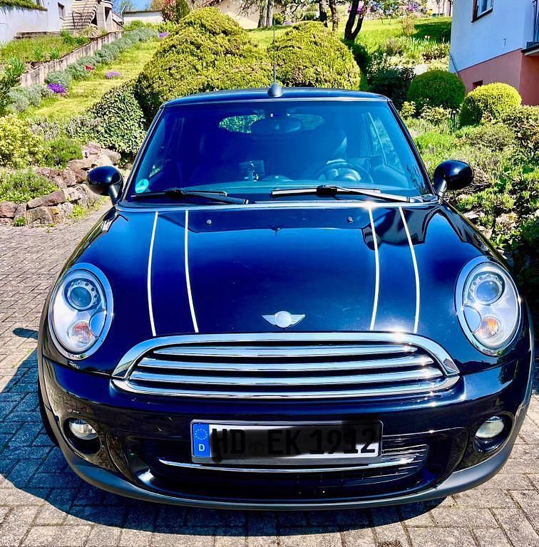 Second-hand Mini Cooper 122 CP (89 kW) 2011 Negru Hatchback