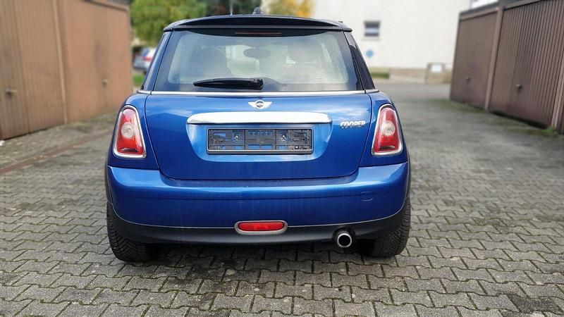 Gebraucht Mini Cooper Chili 120 PS (88 kW) 2008 Lightning blue metallic (metallic) Kleinwagen
