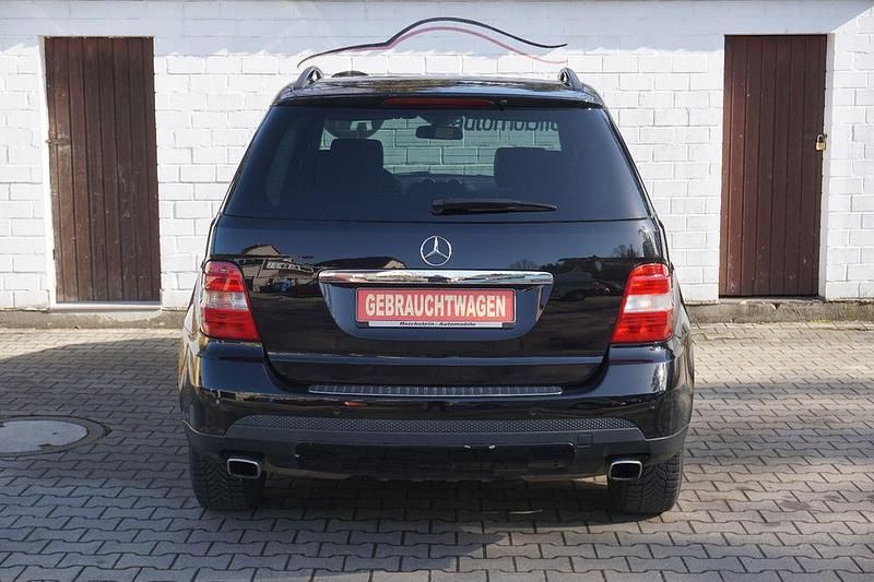 Gebraucht Mercedes ML320 224 PS (164 kW) 2007 Schwarz SUV