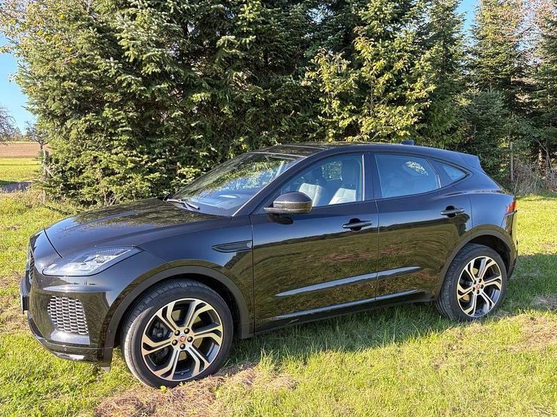 Schwarz Gebraucht 2018 Jaguar E-Pace First Edition SUV | 18.899 € (Superpreis) - Bild 1/4