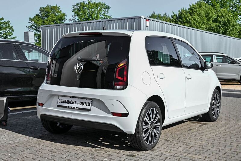Gebraucht VW up! Style 65 PS (47 kW) 2021 Weiß Kleinwagen