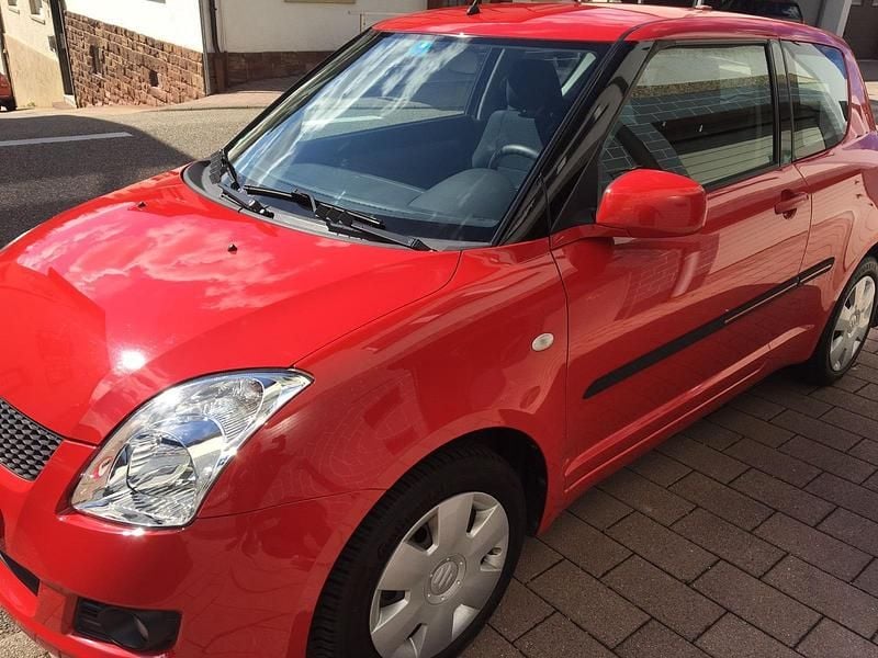 Gebraucht Suzuki Swift 2009 Rot Kleinwagen